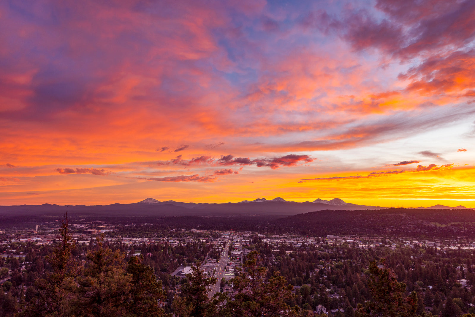 BEND SUNSET