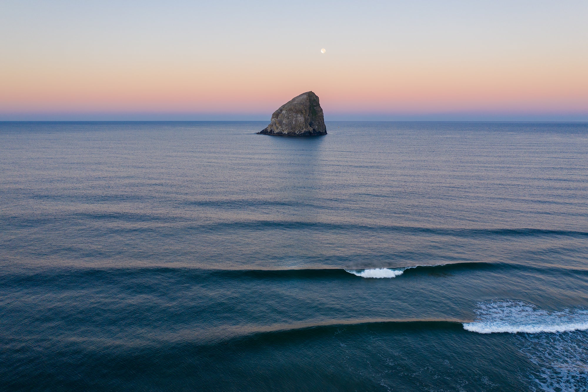 BLUE MOON SET